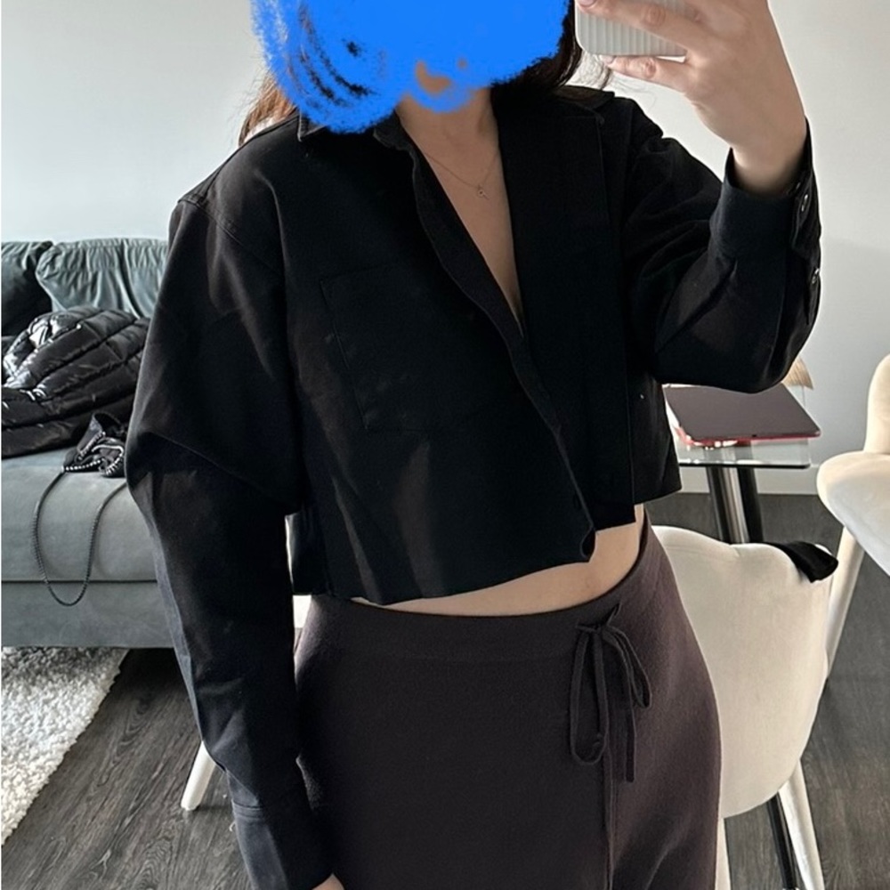 GOOD AMERICAN cropped shirt